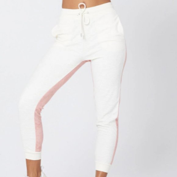 L*Space Back At It Pants. - Picture 5 of 5